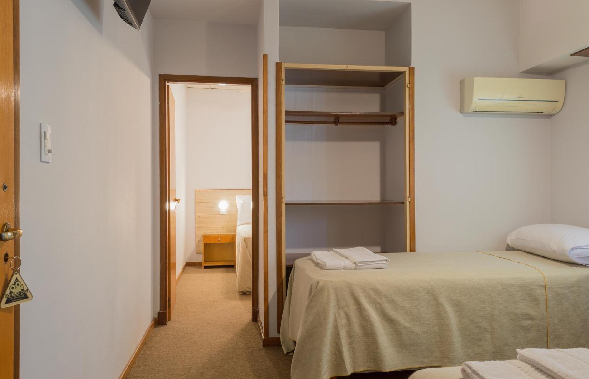 Hotel De Cine Las Golondrinas Villa Gesell Room photo